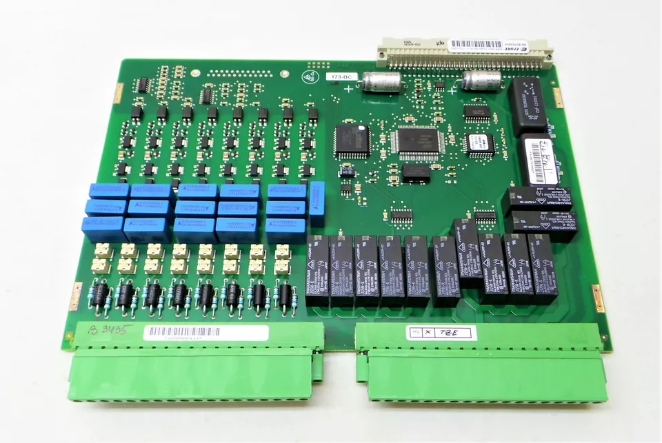 1MRK000173-BCr00 ABB BCr00模块控制器模块  全新现货 原厂直采 图1