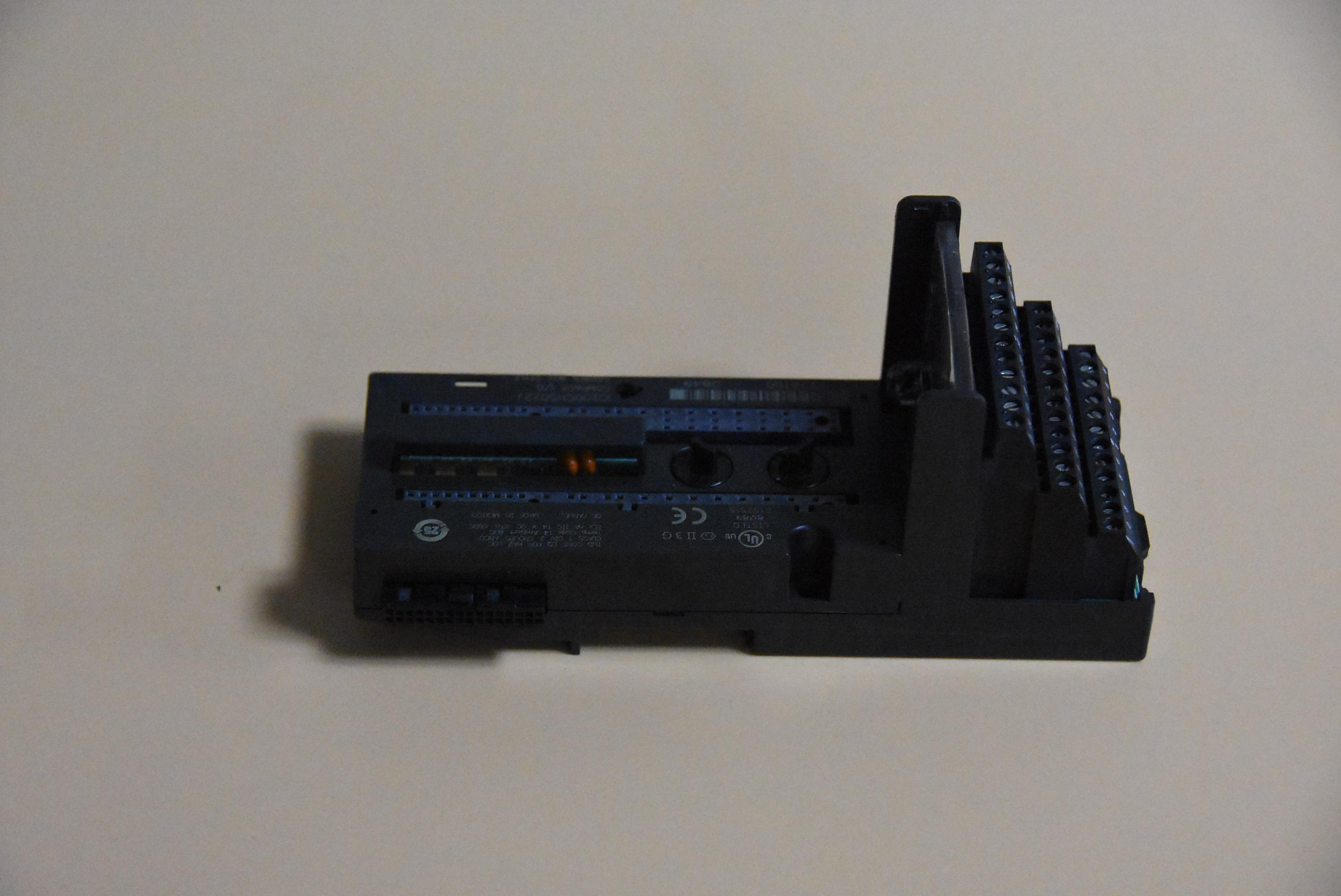IC200CHS022 I/O底座或载体 GE 全新原装进口 质保一年 图1