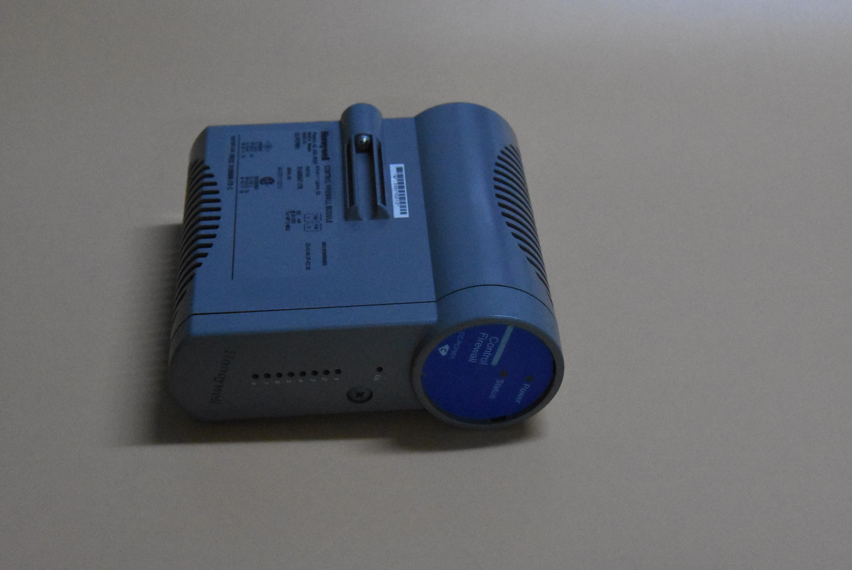 CC-PCF901 51405047-175  HONEYWELL  张力控制器 全新原装进口 质保一年 顺丰包邮 图3