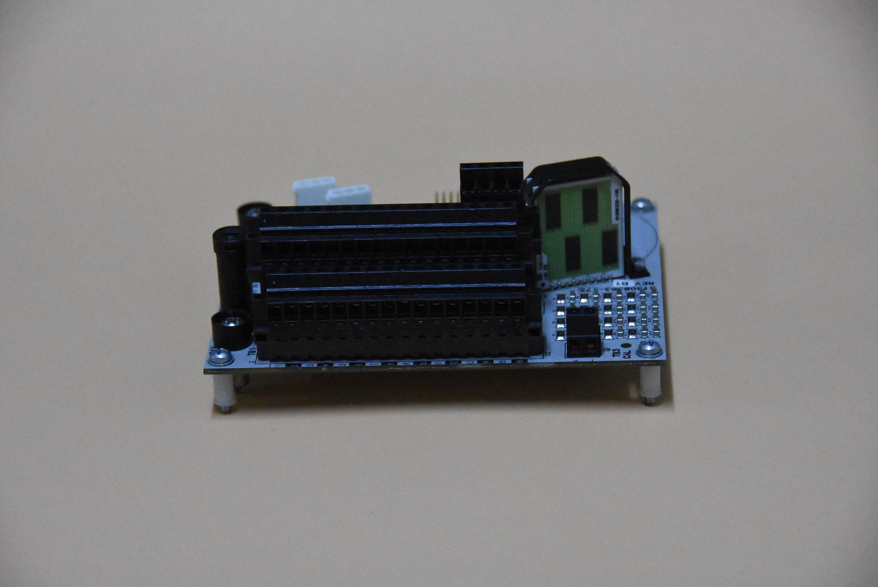 CC-TAIX01(51308363-175)  DCS模块卡件备件 HONEYWELL 全新原装进口 质保一年 顺丰包邮 图3