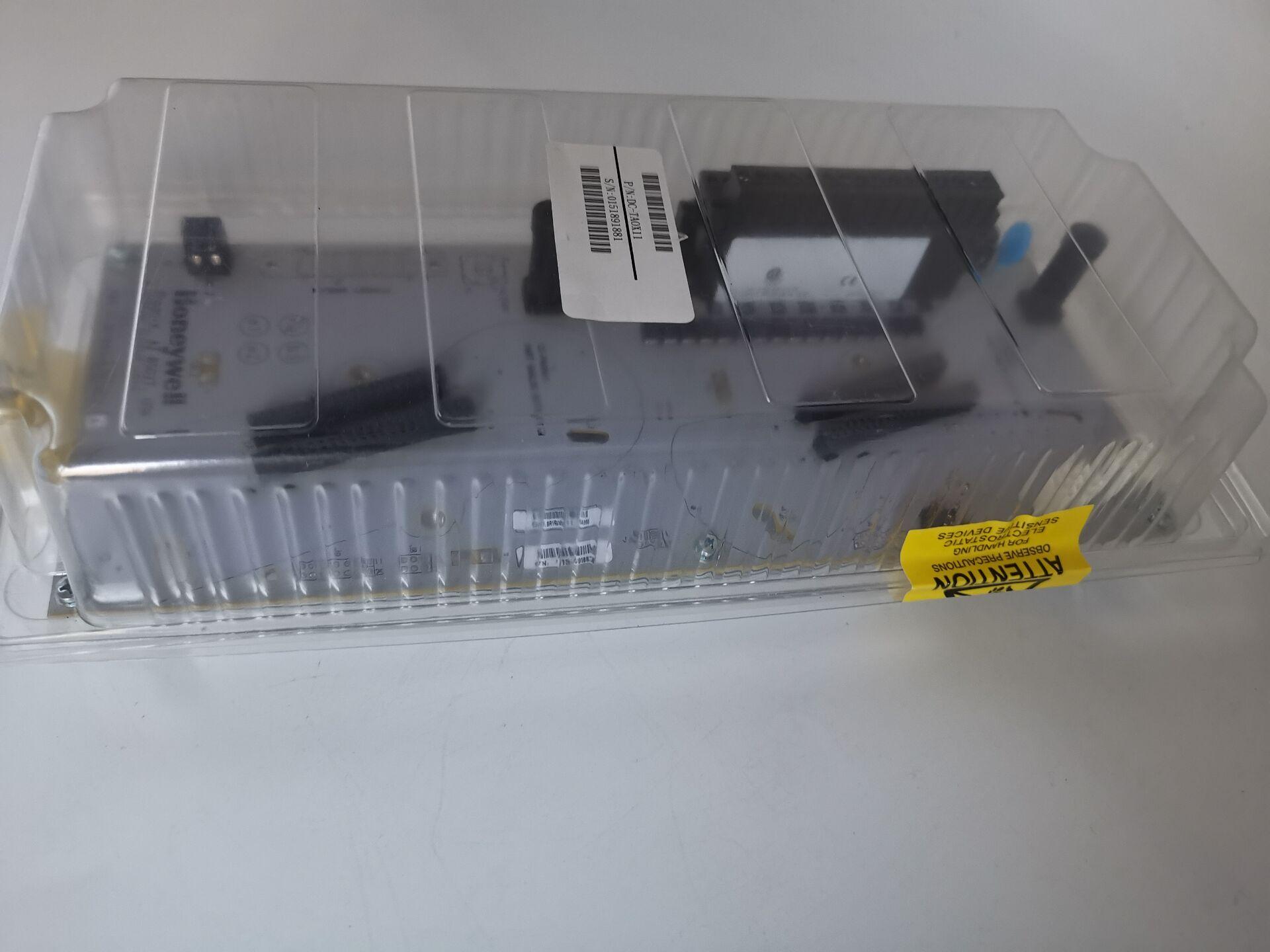 DC-TAOX11 HONEYWELL  模拟输出模块 全新原装进口 质保一年 顺丰包邮 图1