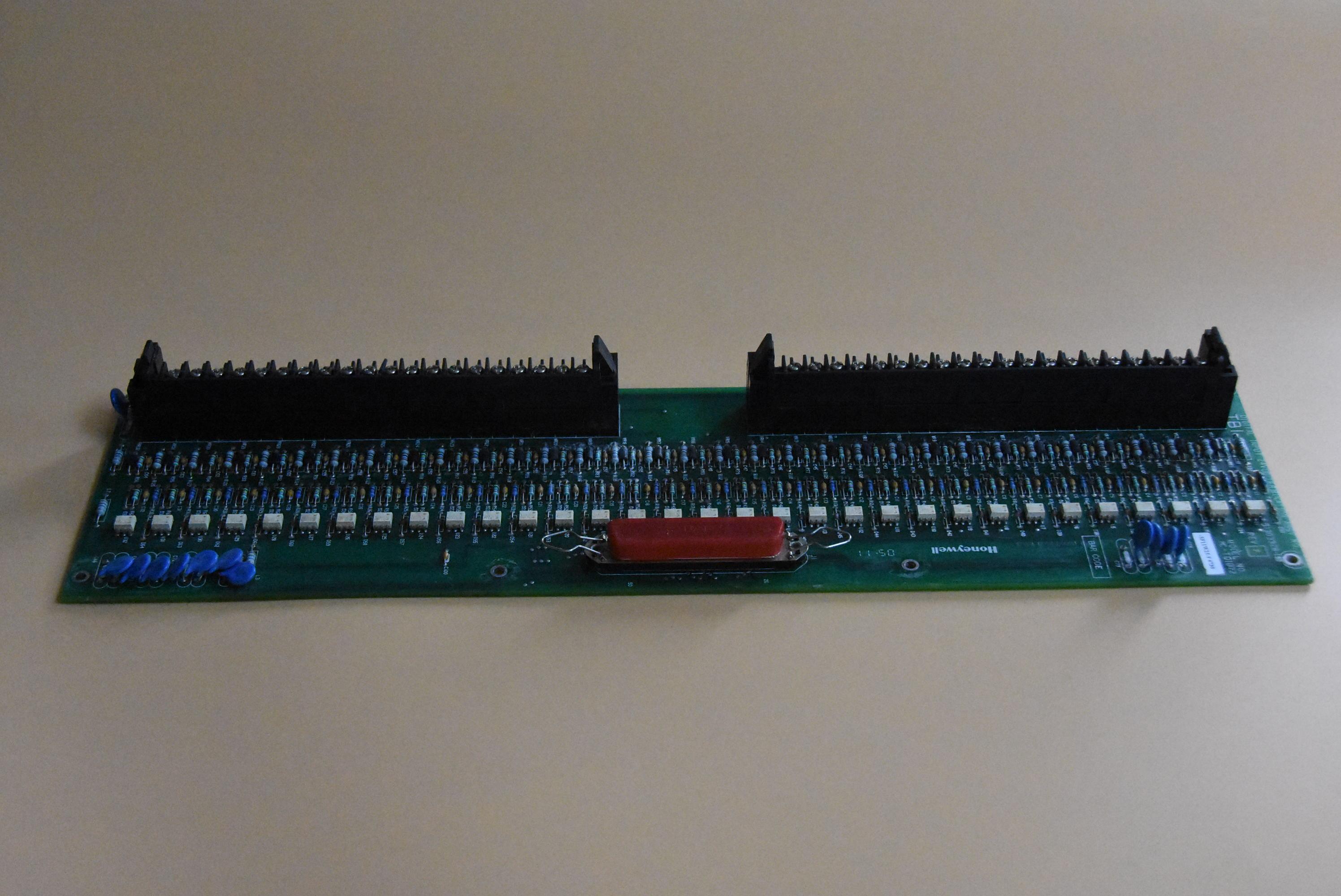 MC-TDID72 51303928-150 板卡模块 HONEYWELL 全新原装进口 质保一年 顺丰包邮 图3